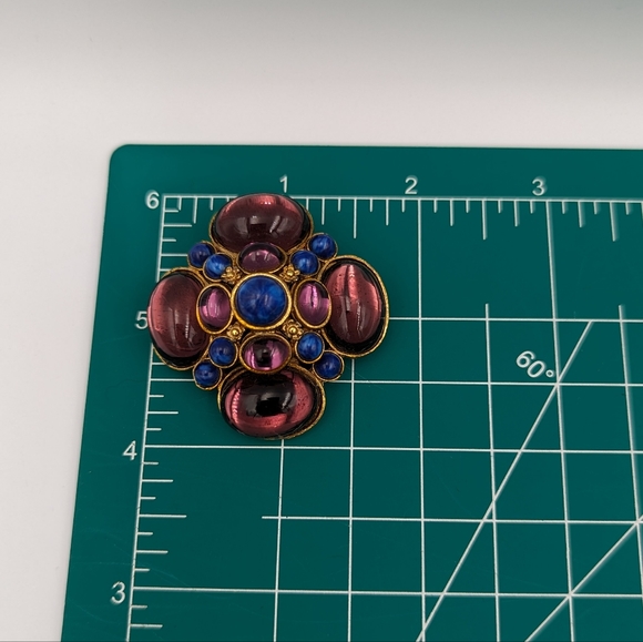 Vintage Magenta & Blue Numbered Vauxhall Glass Foil Backed Cabochon Brooch A1818 - Picture 9 of 9